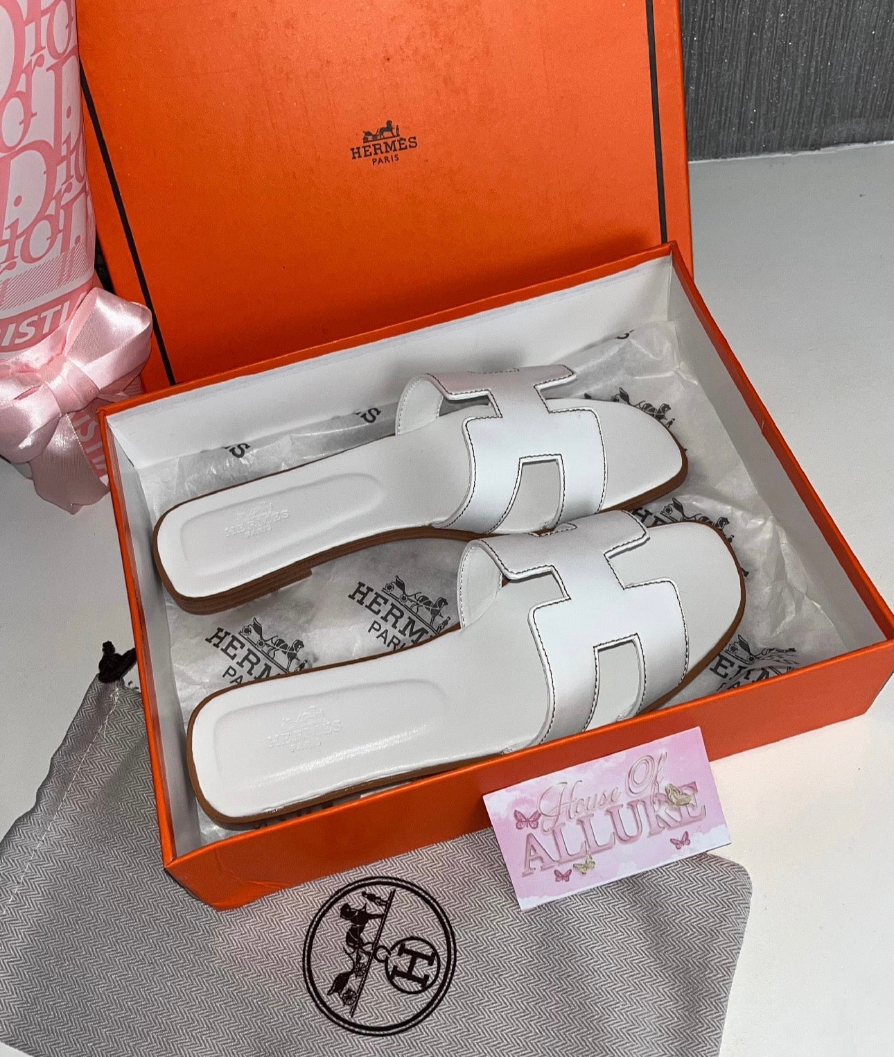 White H Slides (PRE ORDER)