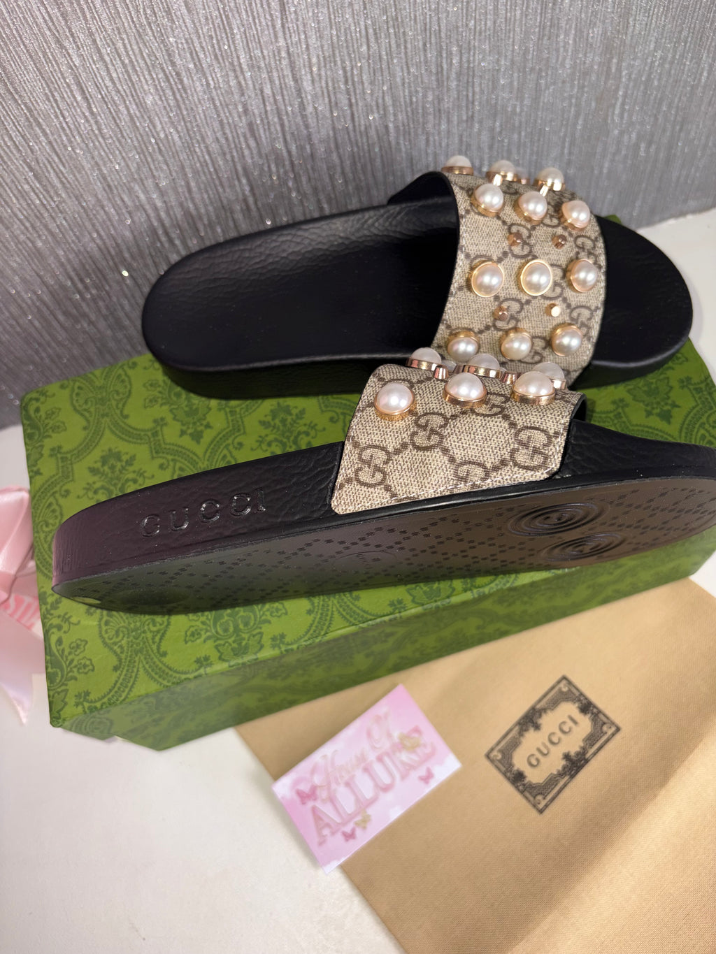 Pearl GG Slides (PRE ORDER)