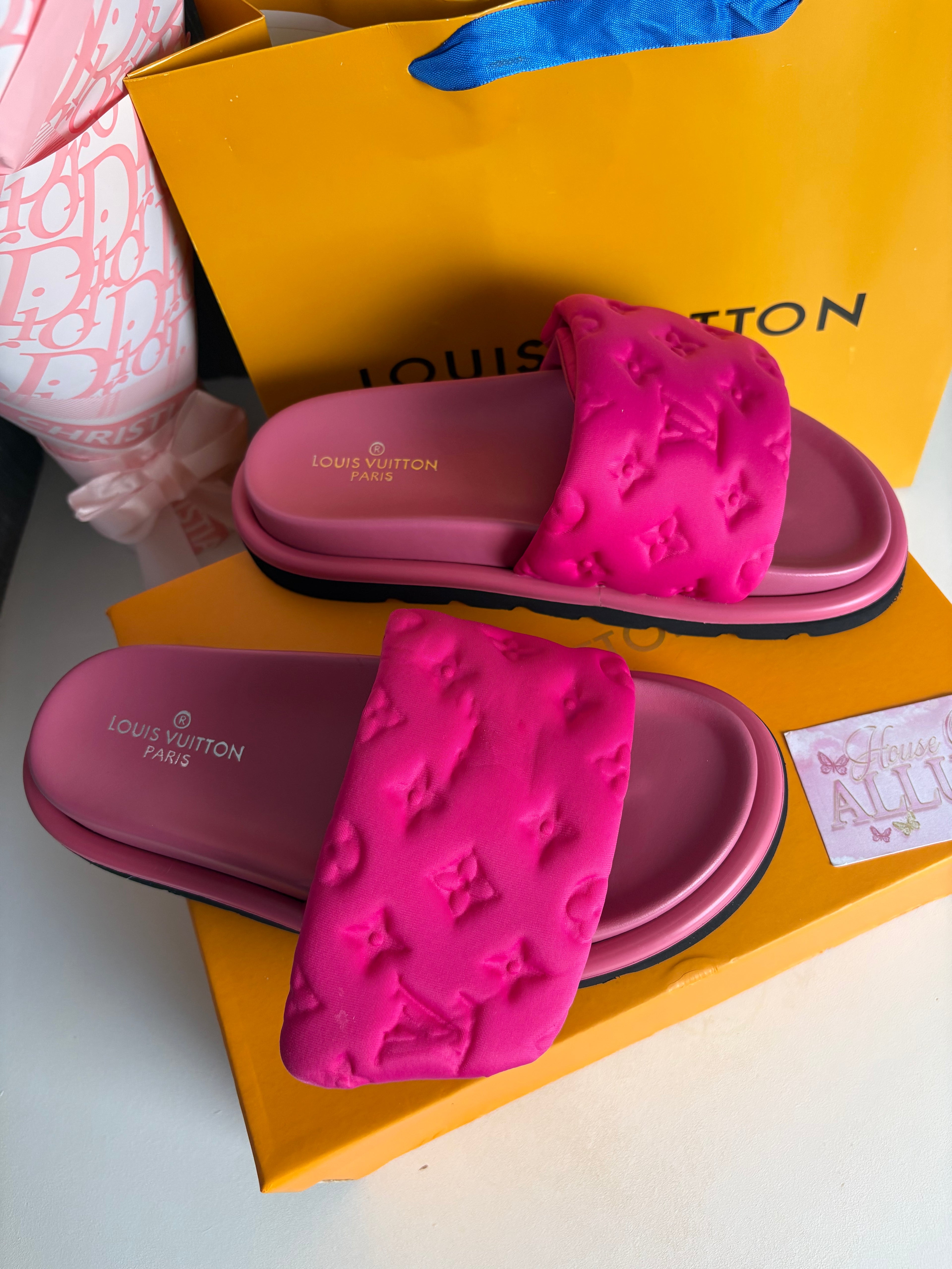 Pink Pillow Slides (PRE ORDER)