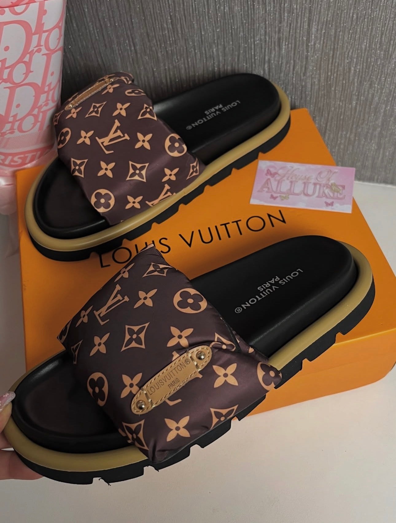 Brown Pillow Slides (PRE ORDER)