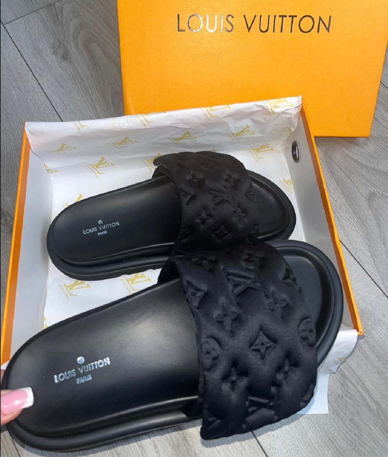 Black Pillow Slides (PRE ORDER)