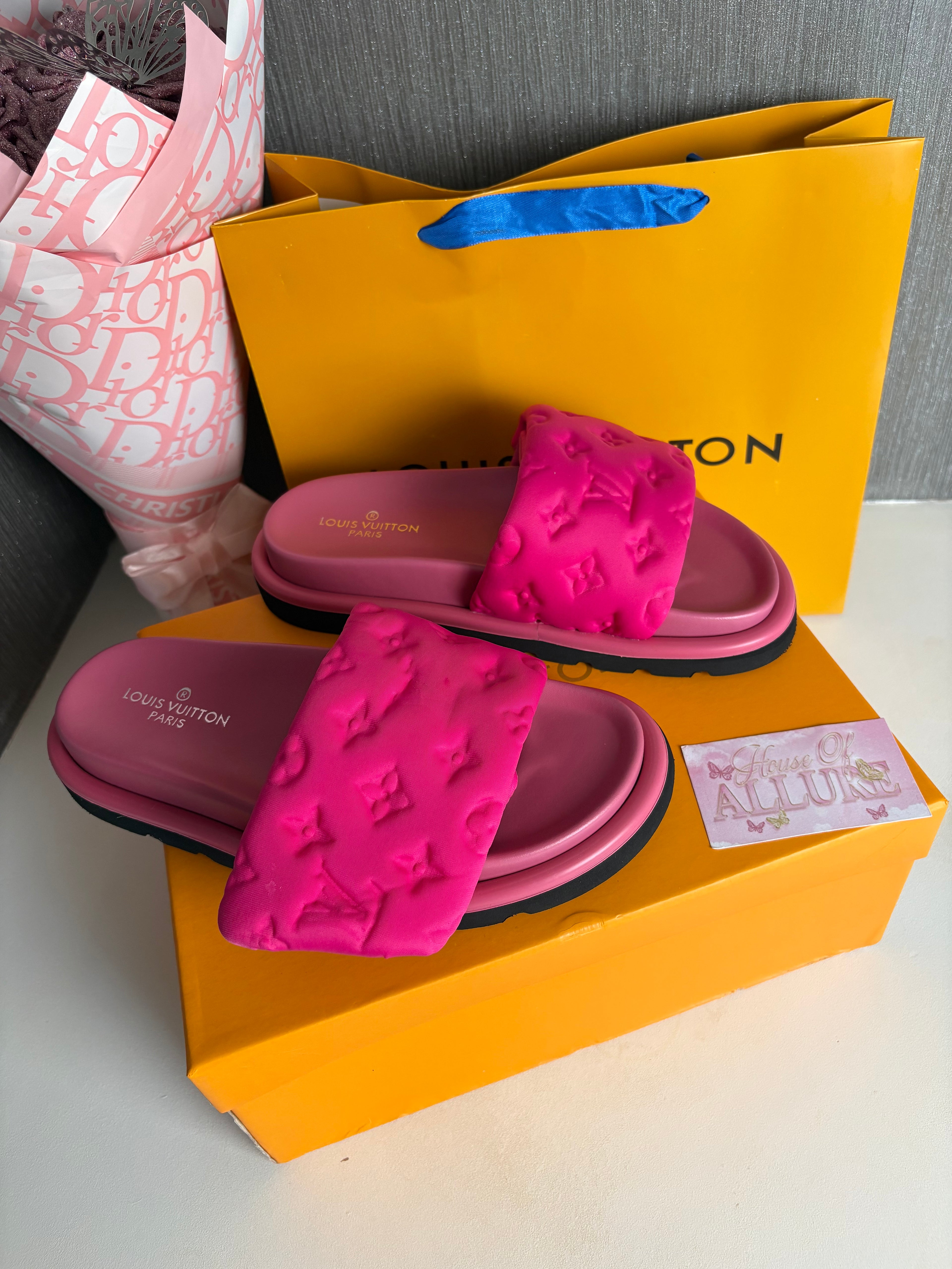Pink Pillow Slides (PRE ORDER)